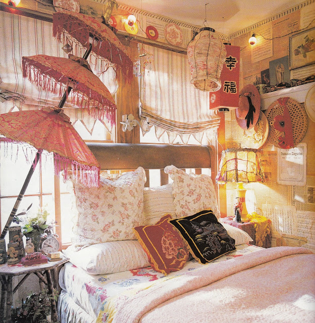 Creatice Boho Chic Style Bedroom for Small Space