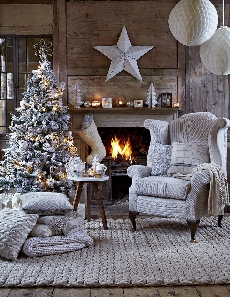 Christmas Living Room Decorating Ideas