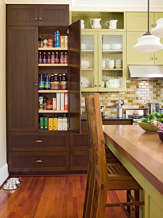Floor to ceiling cabinetry provides a multitude of space to store your kitchen essentials