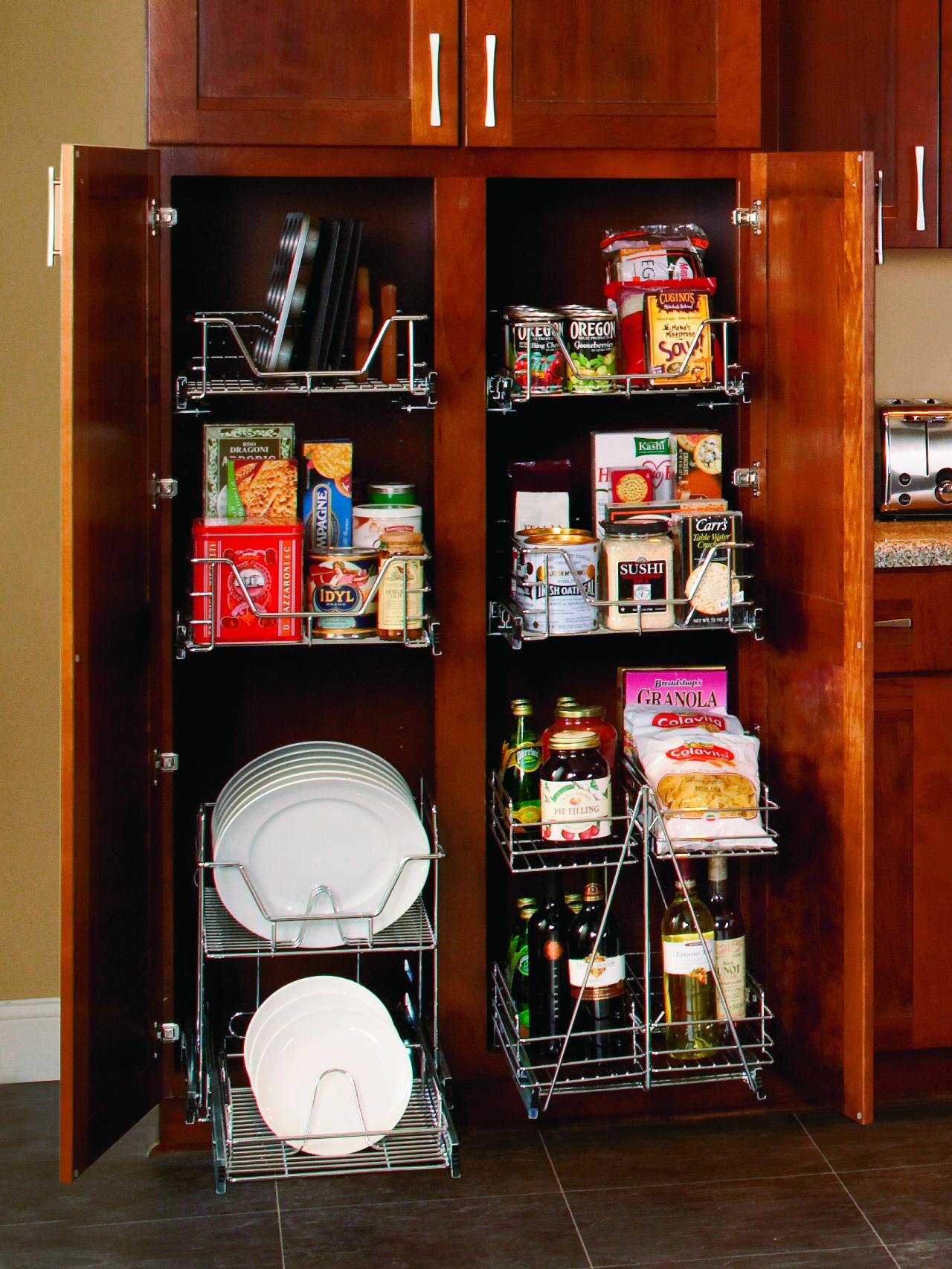 Pullout wire organizers grant easy access to food and dishes.