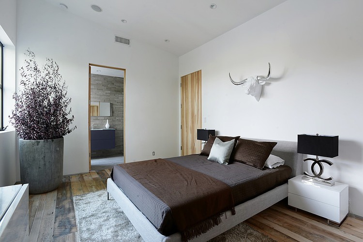 White Wall Bedroom