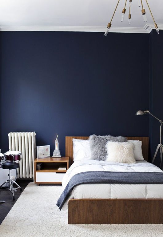 bedroom dark navy walls decor interior letto azul interiors deep wood source cool modern marine decorating wooden