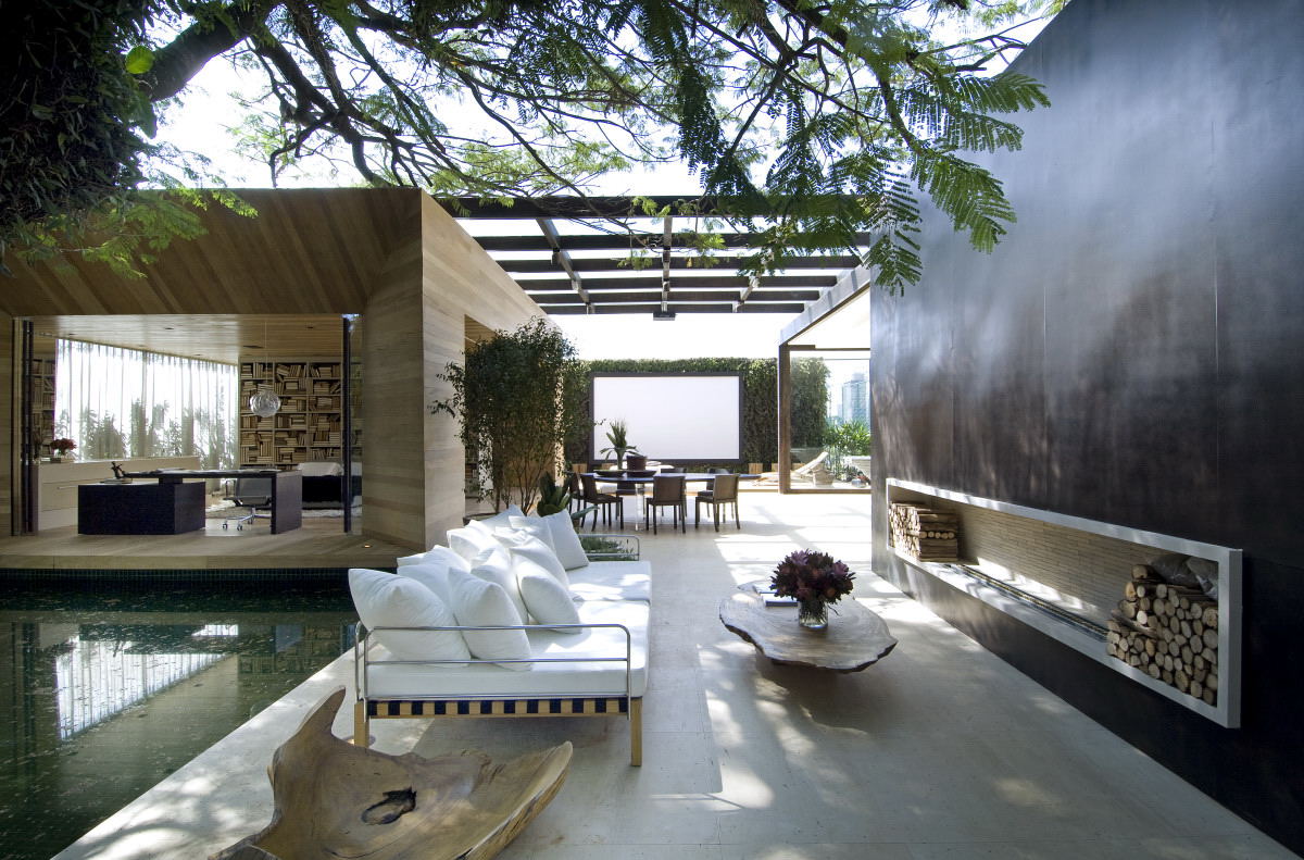 outdoor indoor living space