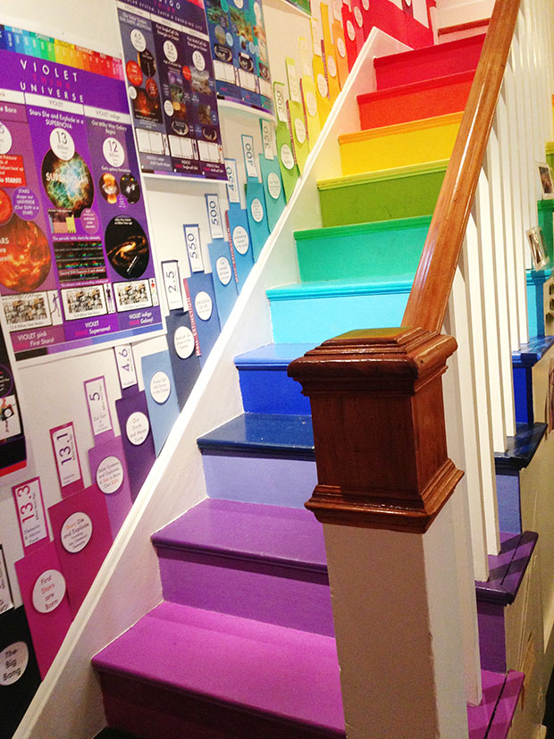 rainbow stairs Design Pictures