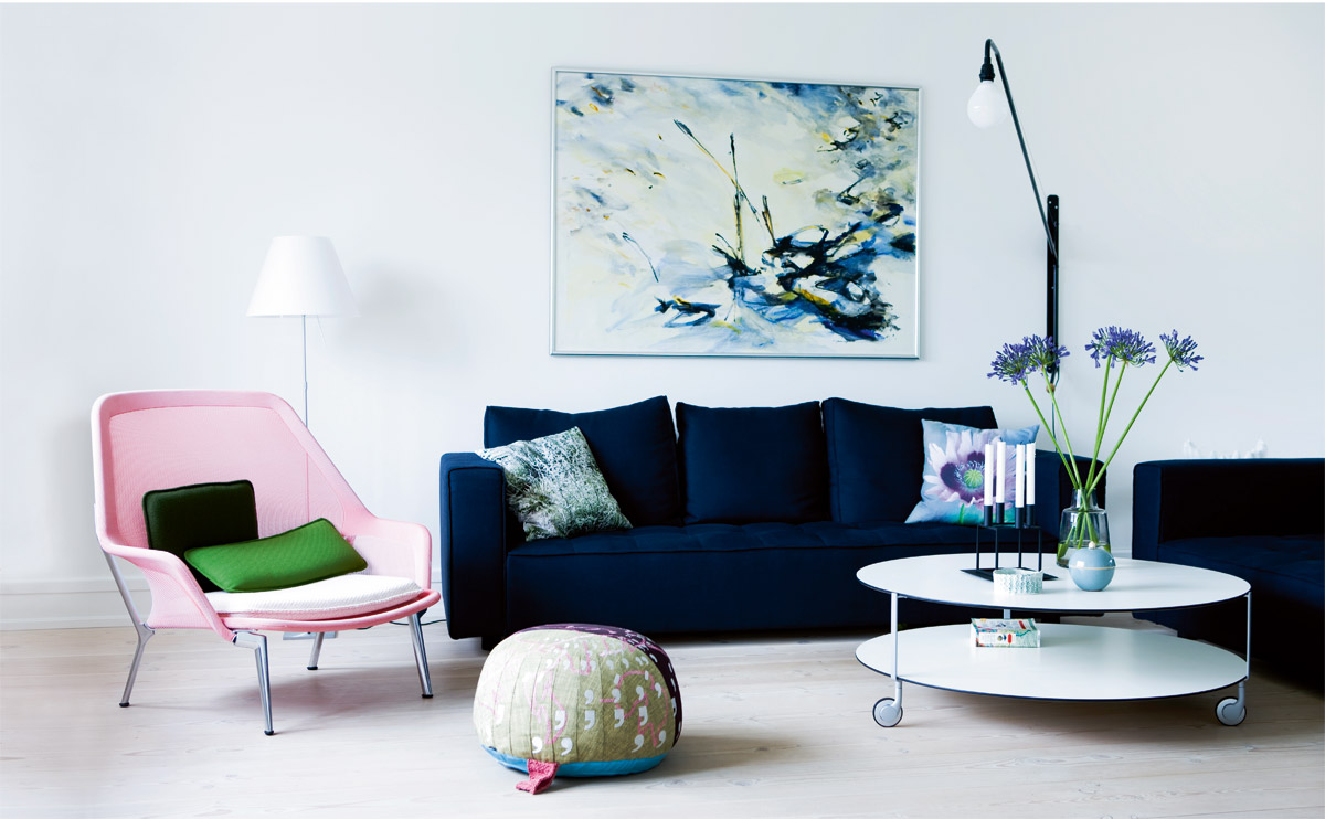 living room blue velvet sofa light pink modern chair coffee table casters wheels