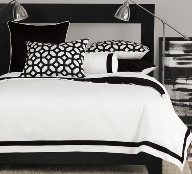 Black and White Bed Sets