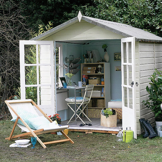 Outdoor office for creative work