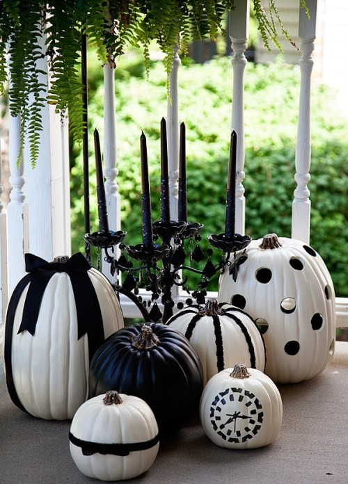 Black and White pumpkins ideas Halloween Decoration