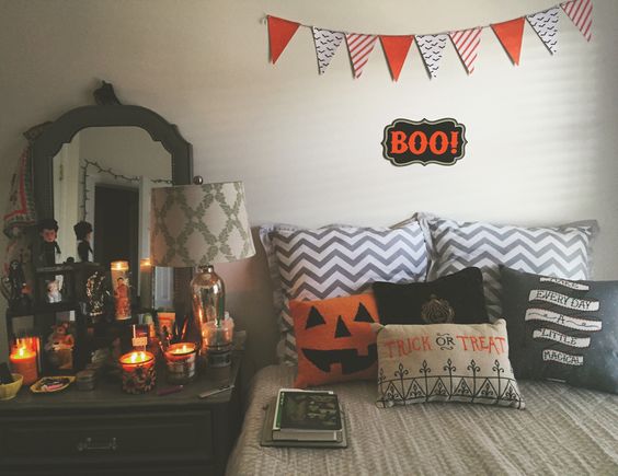 Decor kids room for halloween