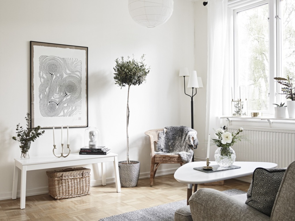 Living Room Corner Chair and lamp decor