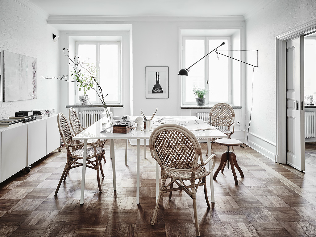 White, modern & vintage swedish apartment look amazing