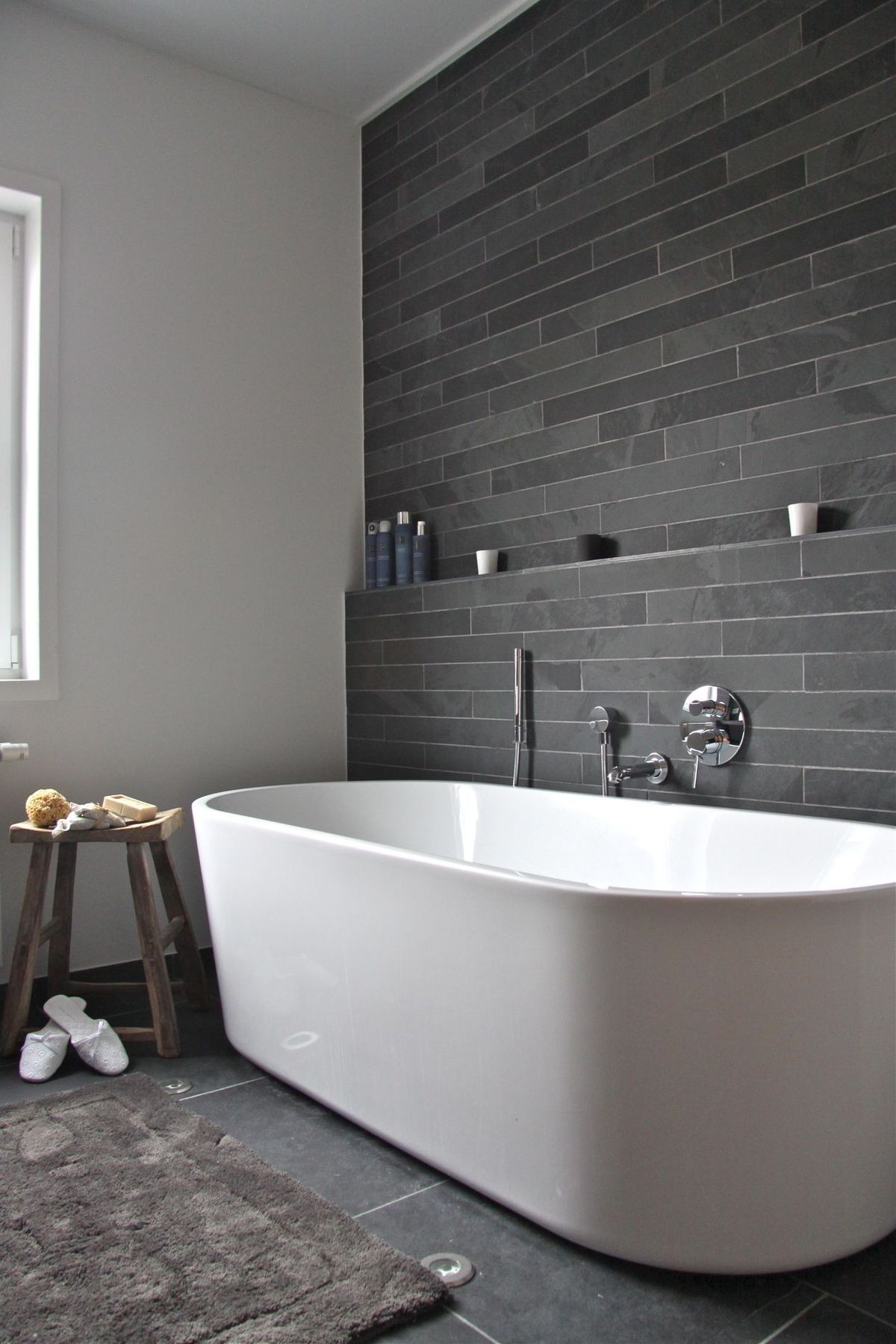 grey slate bathroom tiles