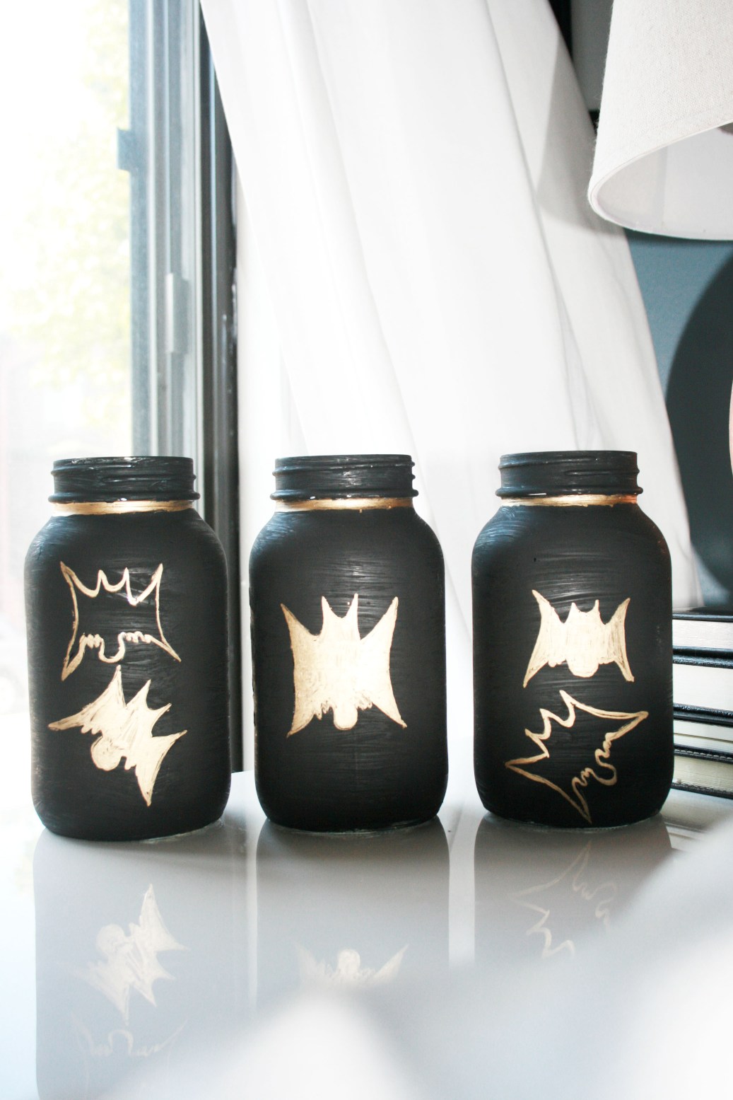 DIY black Painted Mason Jars Halloween