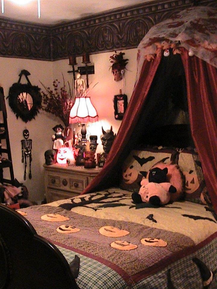Halloween Bedroom Decoration