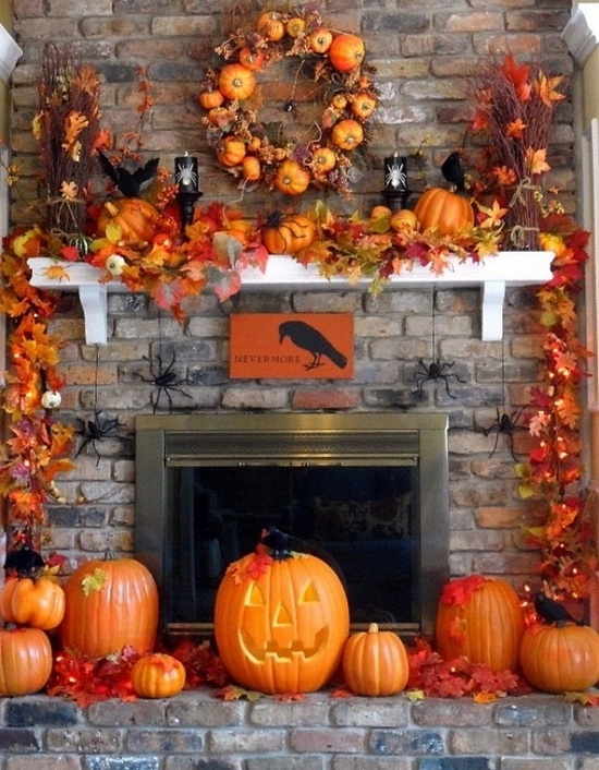 Halloween Decorations Fireplace mantel