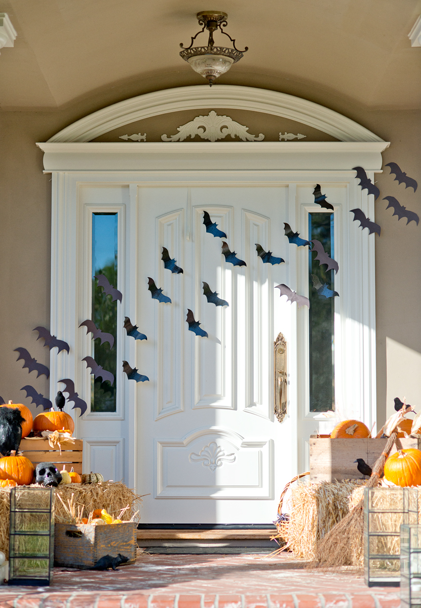 Halloween Front Porch bats decor