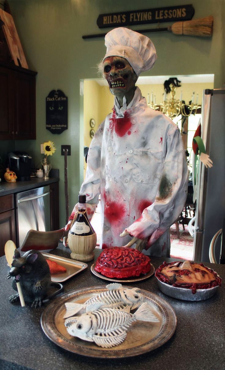 Hotel chef Halloween zombie