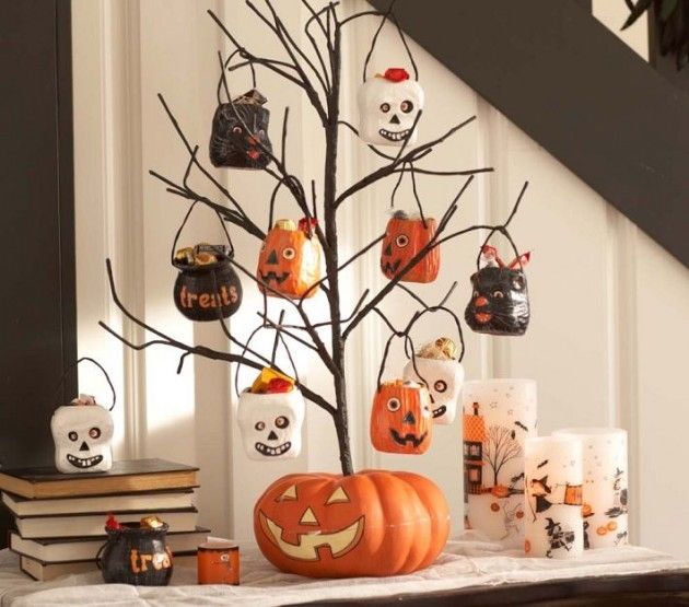 Inside Pumpkin Tree halloween decorations