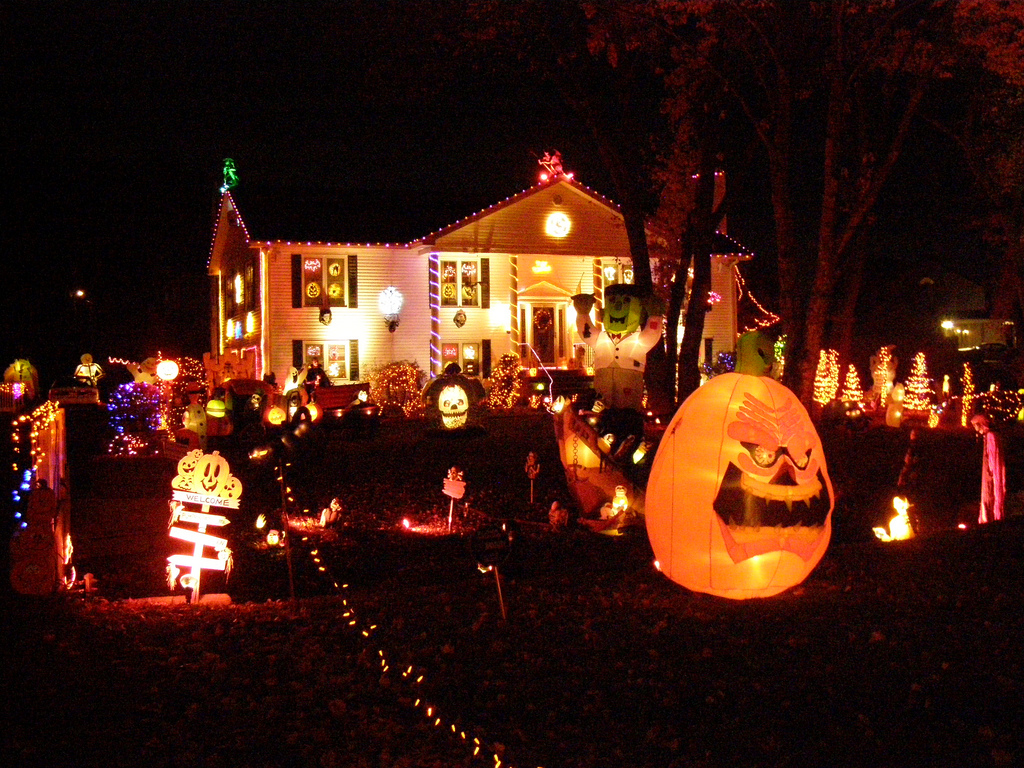 helloween garden halloween pumpkin light
