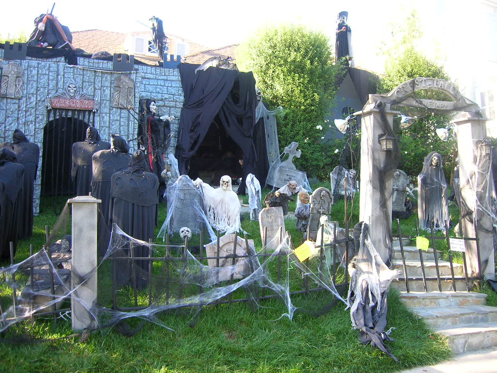 Graveyard scary outdoor halloween decorations
