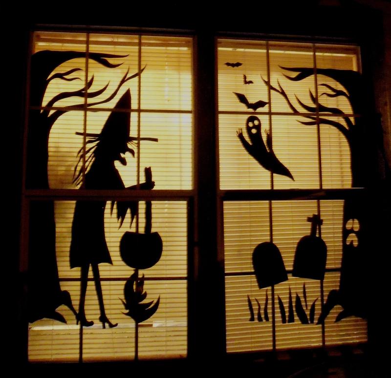 Halloween Window decor Ideas