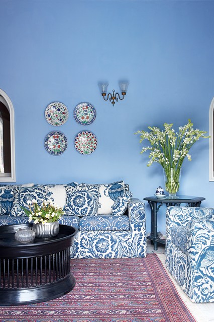 soft blue walls living room