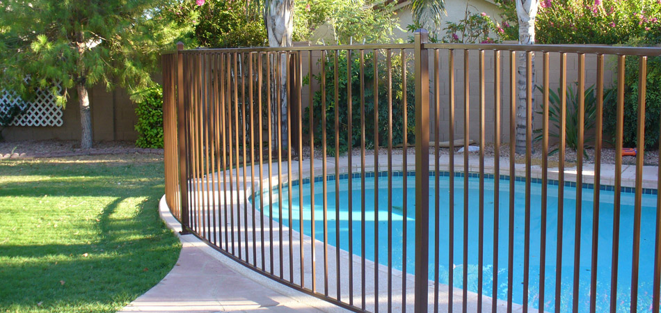 Fencing of the pool