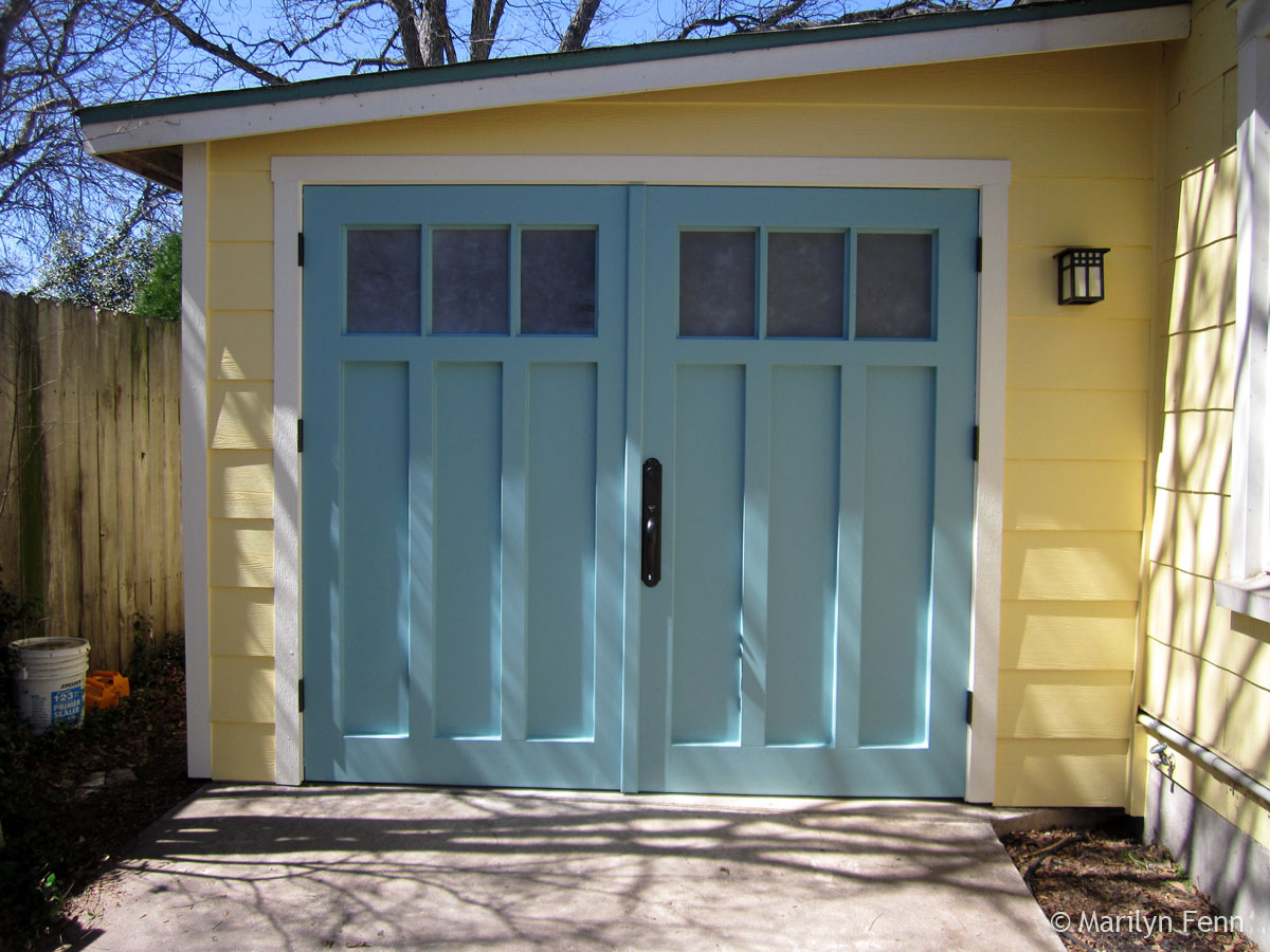 Garage-doors–painted-trim3