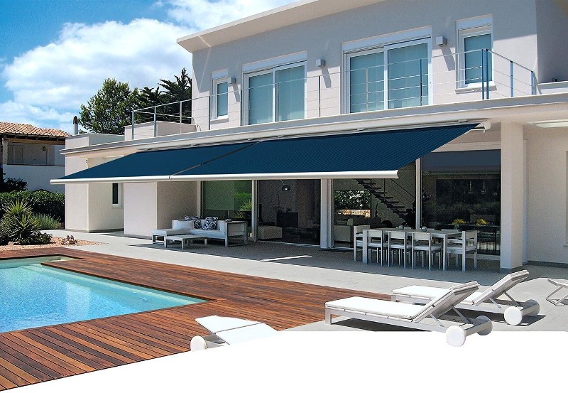 Retractable Awnings1