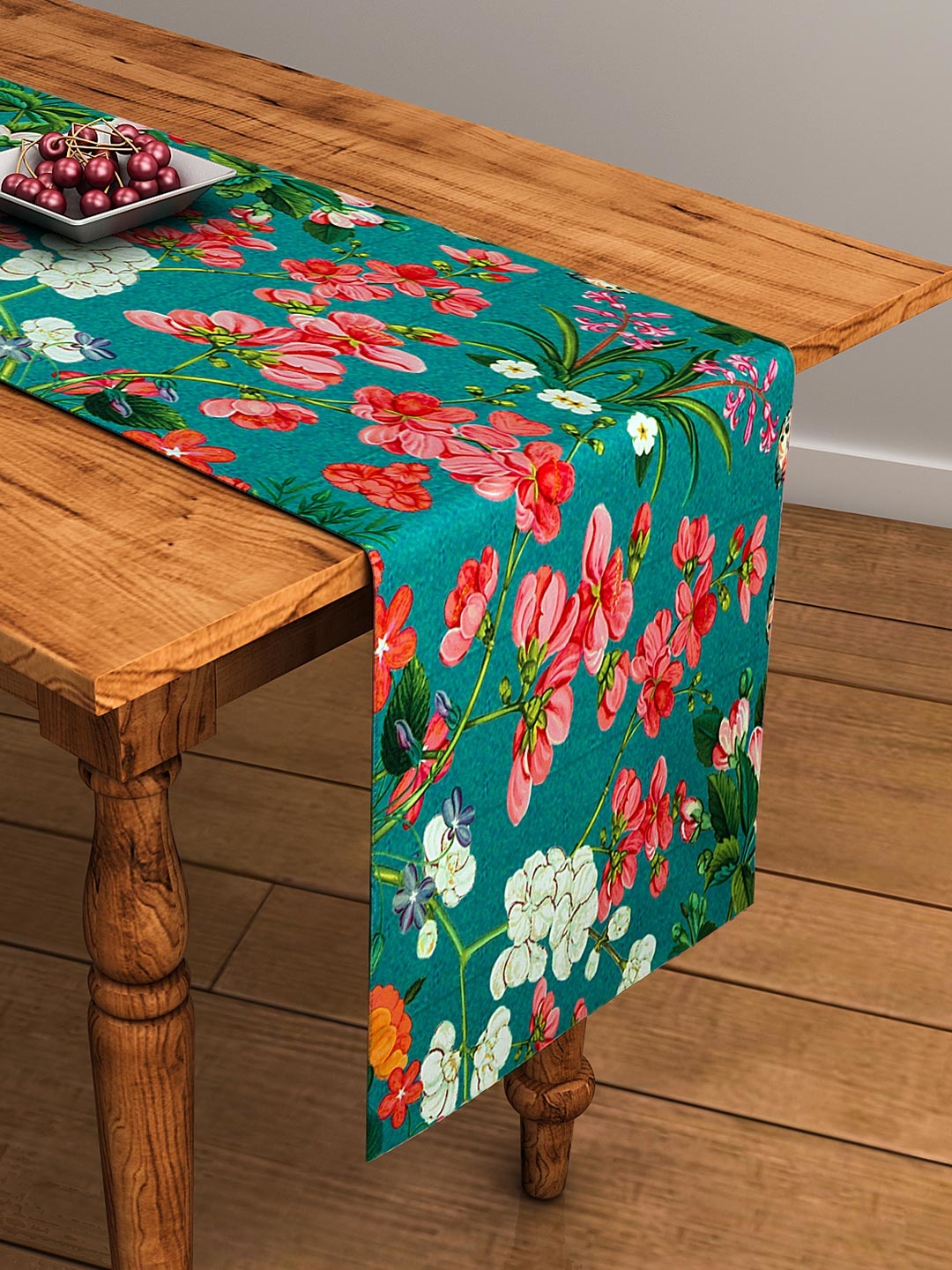 Floral Prints in Table Runners