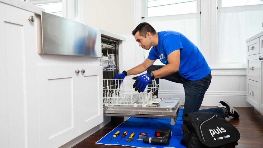 Why Should You Hire an Appliance Repair Service