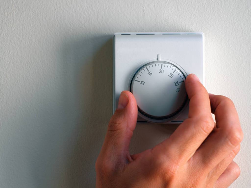 Proper positioning of the thermostat
