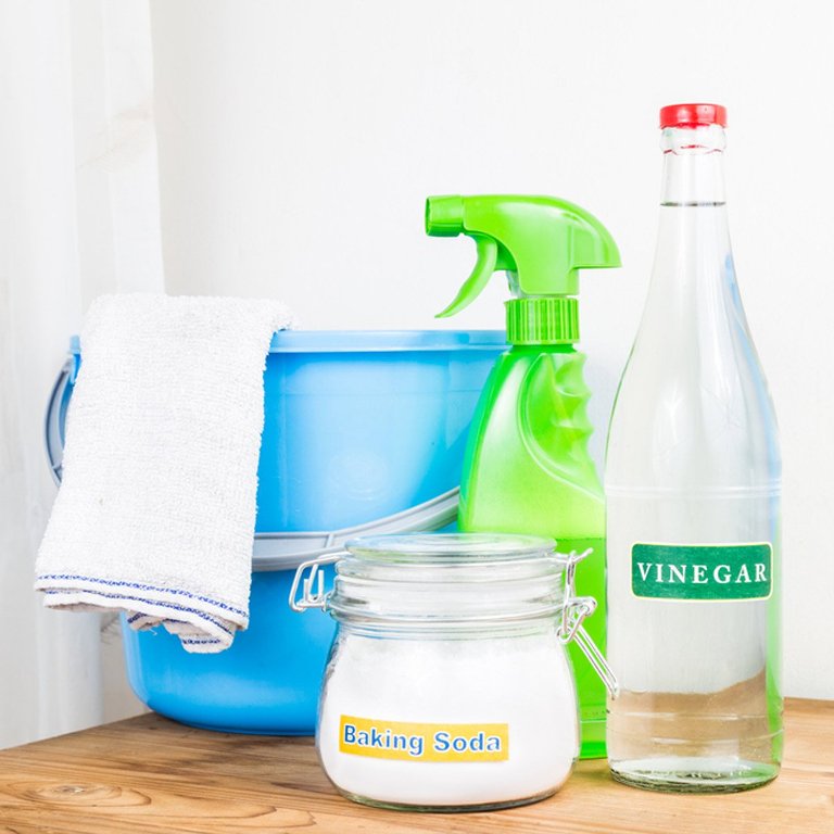 Very Effective Natural Remedies For Cleaning The House