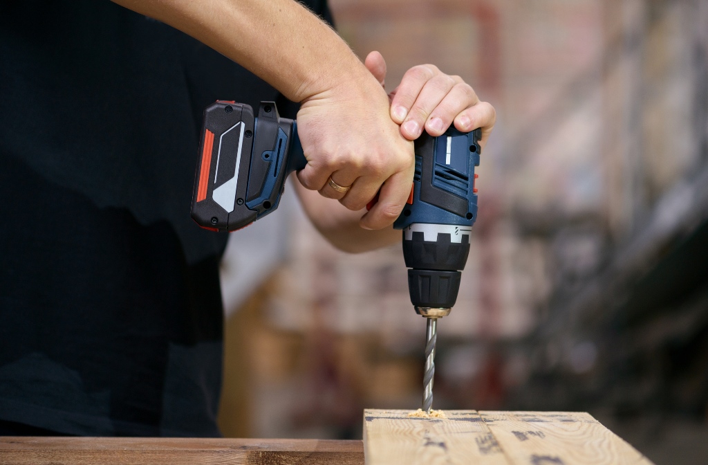 Tips & for Using a Cordless Power Drill