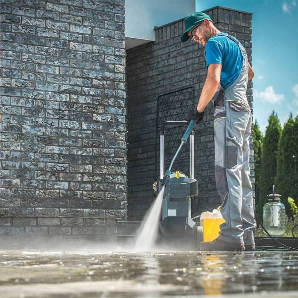 What Is High-Pressure Cleaning