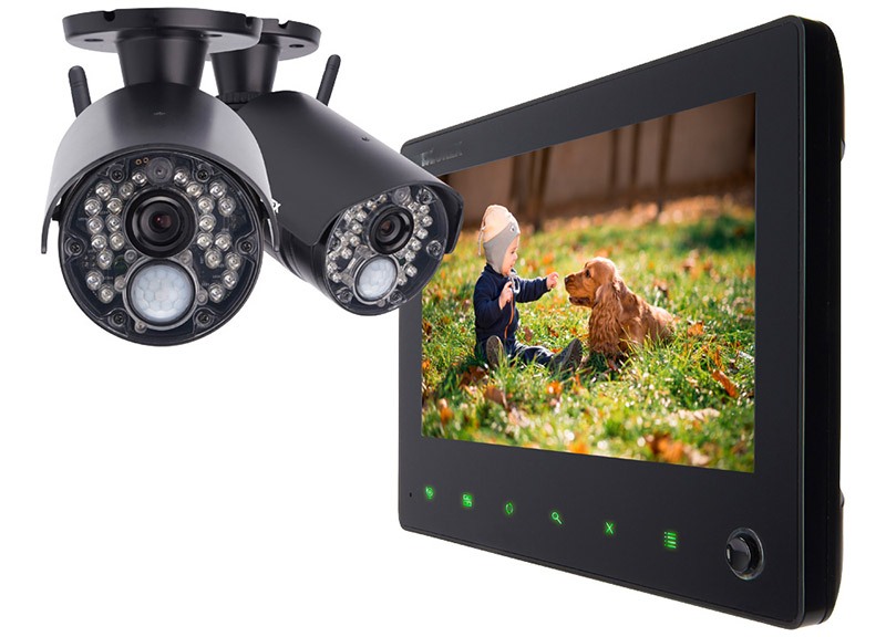 surveillance-camera-tablet