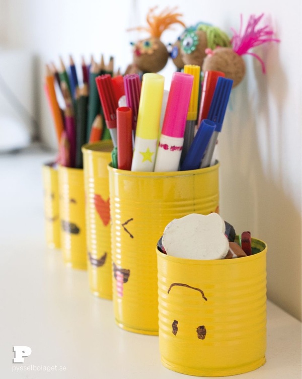 Painted tin can pencil holders