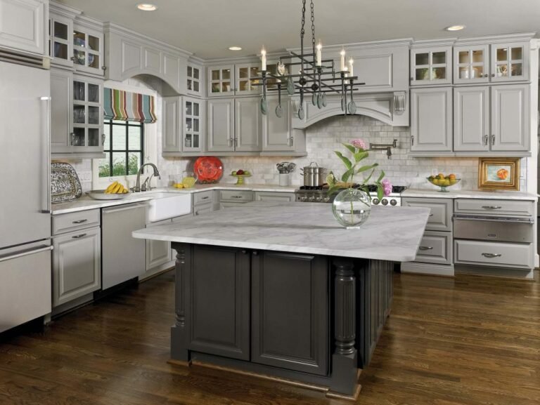 The Advantages and Disadvantages of Double-Stacked Kitchen Cabinets ...