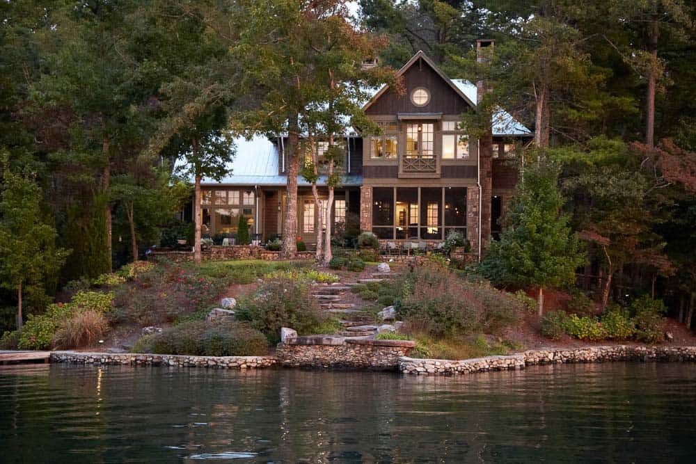 Everything You Need To Know Before Buying A Lake House Residence Style